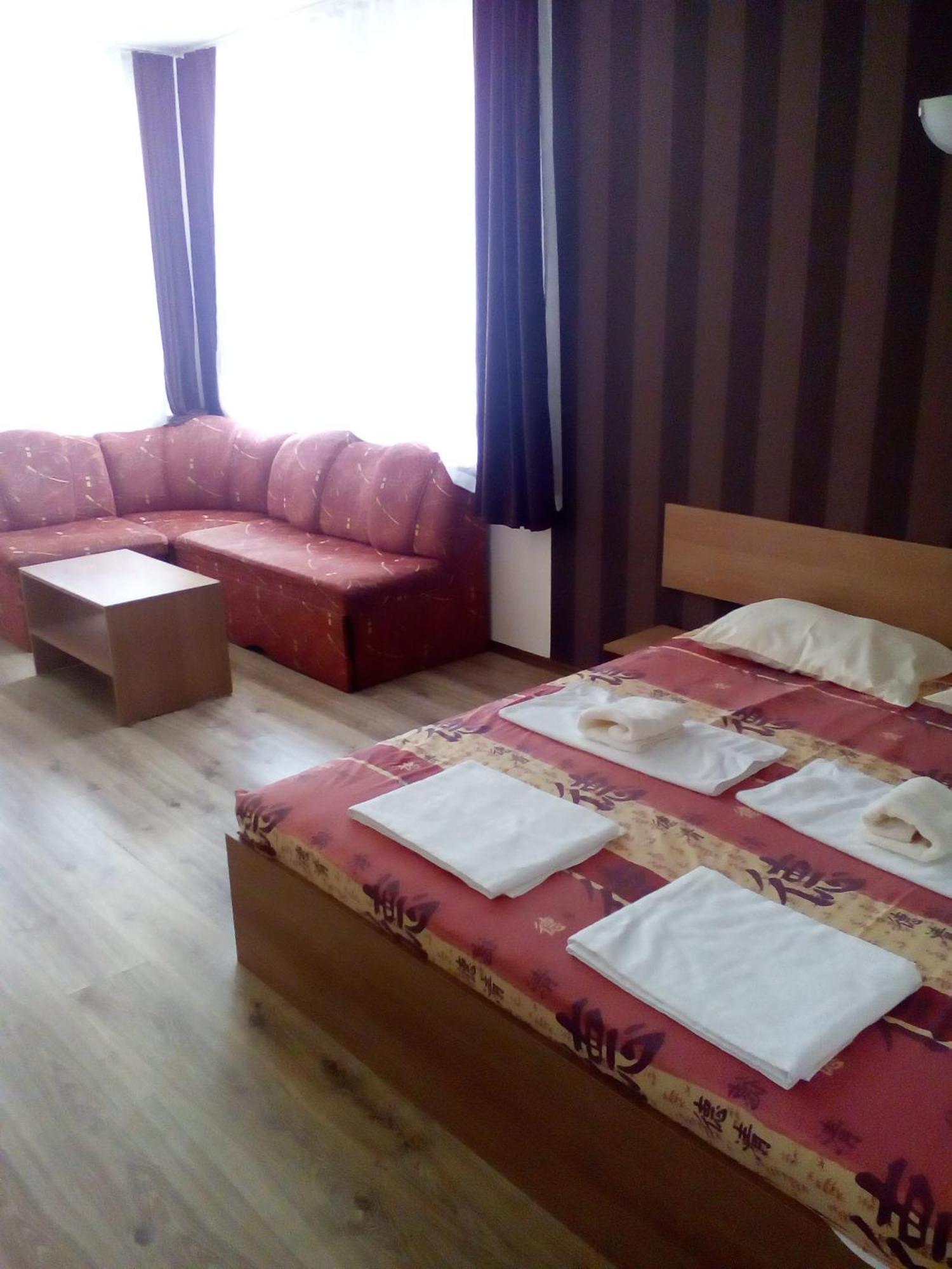 Perperеshka River Villas Stremtsi Buitenkant foto