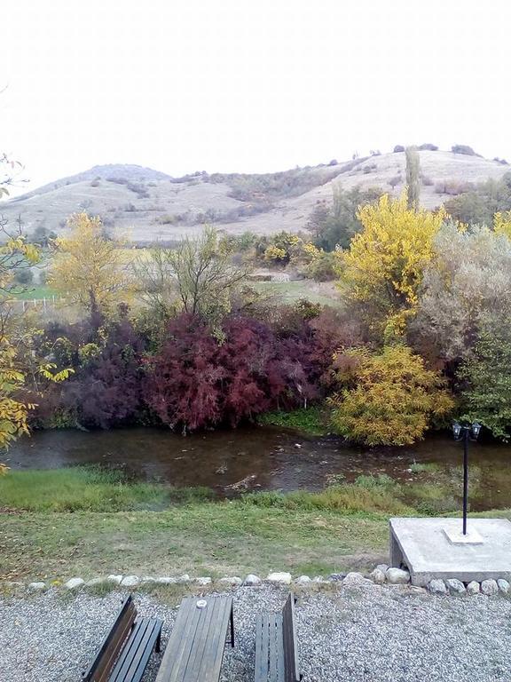 Perperеshka River Villas Stremtsi Buitenkant foto