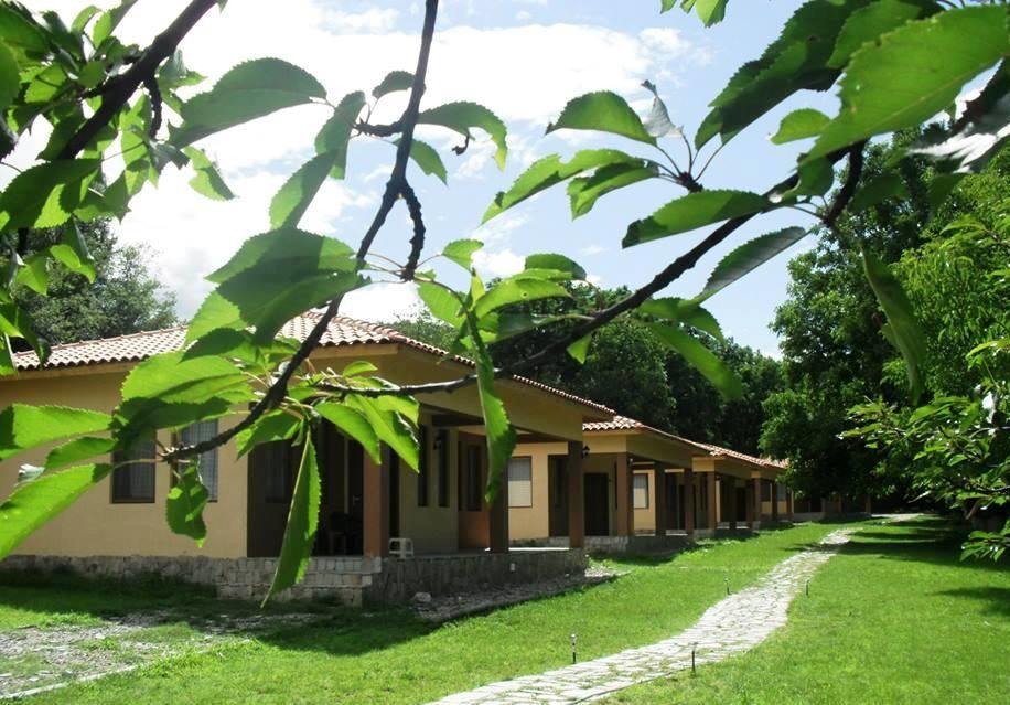 Perperеshka River Villas Stremtsi Buitenkant foto
