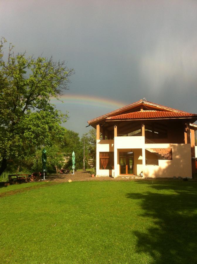 Perperеshka River Villas Stremtsi Buitenkant foto