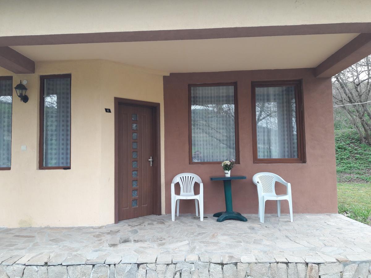 Perperеshka River Villas Stremtsi Buitenkant foto