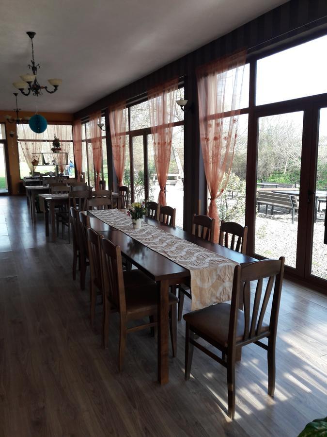 Perperеshka River Villas Stremtsi Buitenkant foto
