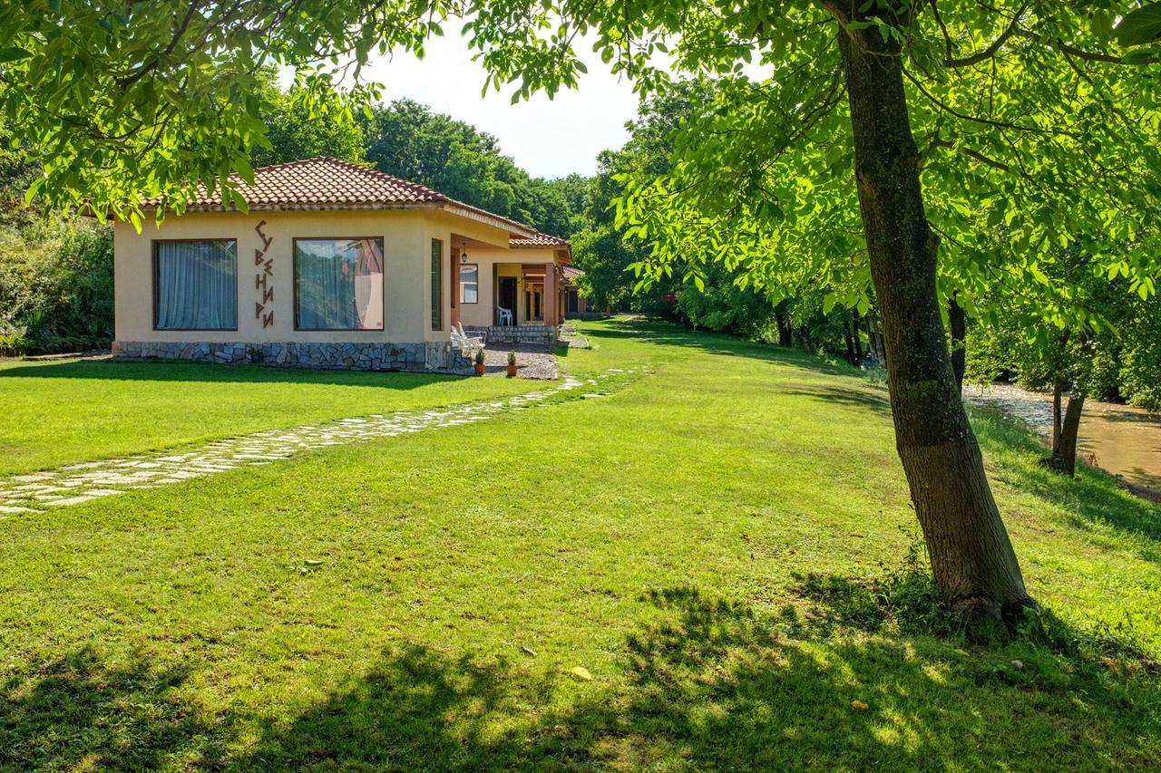 Perperеshka River Villas Stremtsi Buitenkant foto